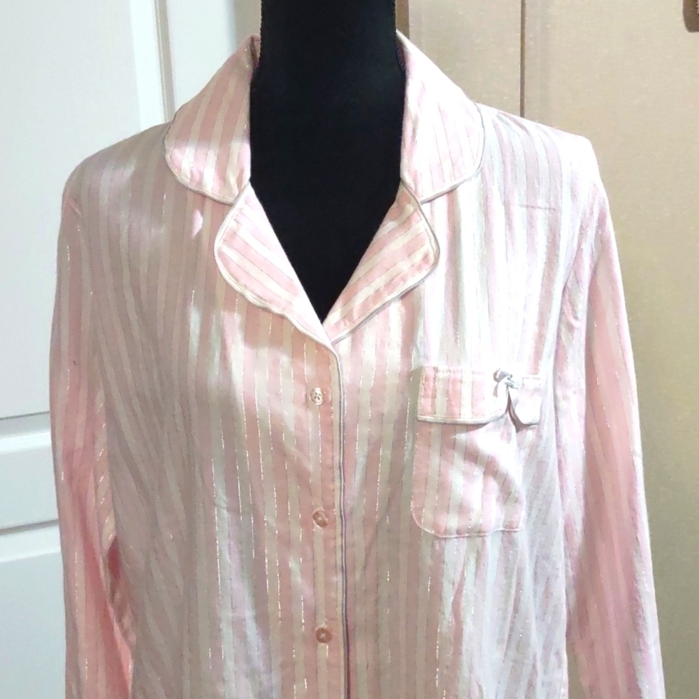 VICTORIA'S Secret Sleepshirt Size M